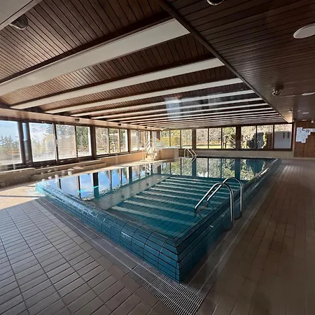 Terrasse Des Alpes 2005 *